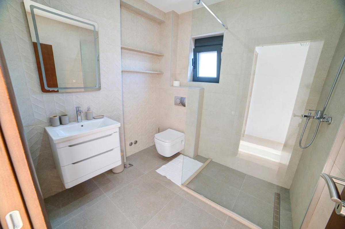 Villa Jelena With Private Pool - Lapcici Budva Dış mekan fotoğraf
