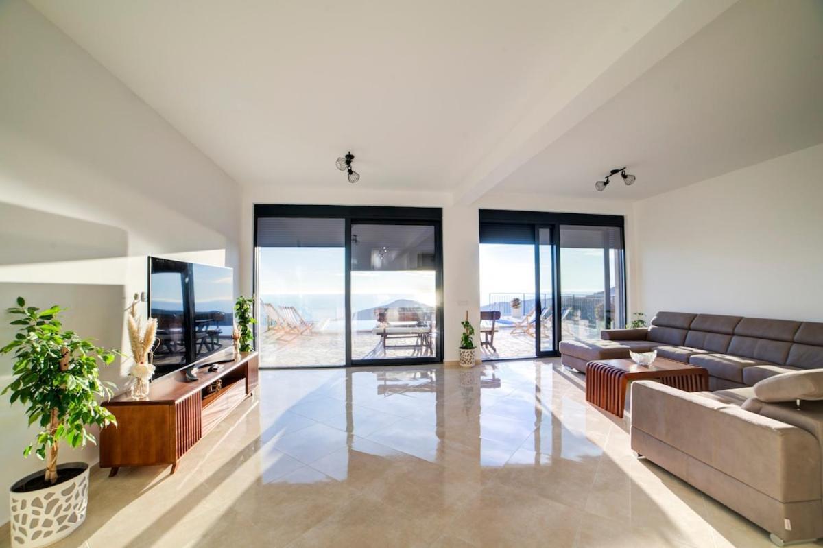 Villa Jelena With Private Pool - Lapcici Budva Dış mekan fotoğraf