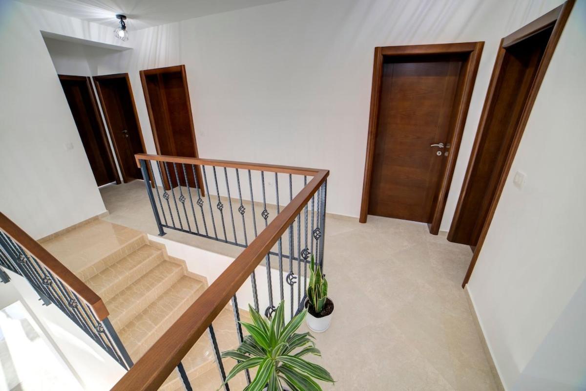 Villa Jelena With Private Pool - Lapcici Budva Dış mekan fotoğraf