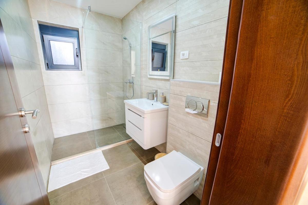 Villa Jelena With Private Pool - Lapcici Budva Dış mekan fotoğraf